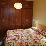 La Casa Roja Asturias Nyaraló Hontoria