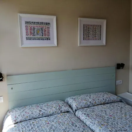 La Casa Roja Asturias Holiday home Hontoria