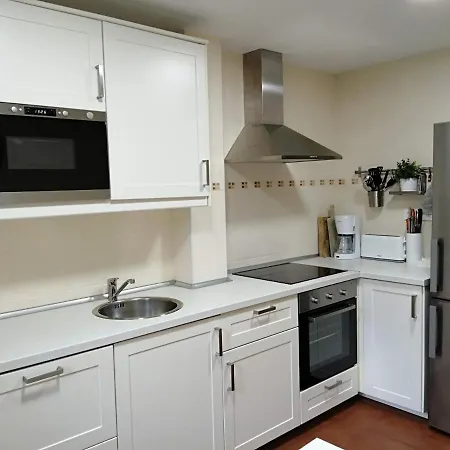 La Casa Roja Asturias Holiday home Hontoria