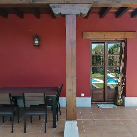 La Casa Roja Asturias Holiday home