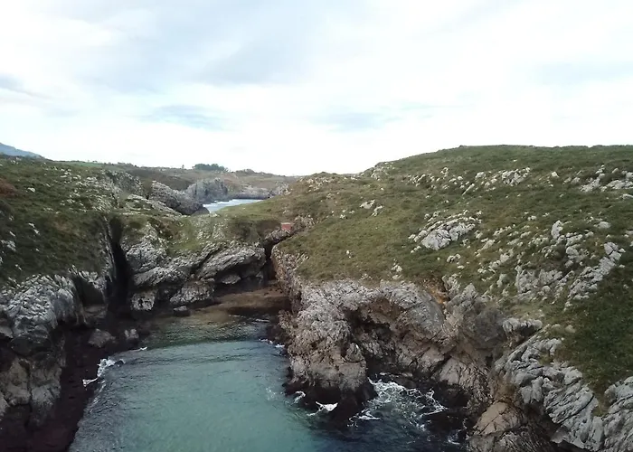 La Casa Roja Asturias Hébergement de vacances *