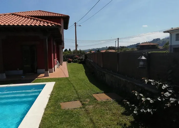 La Casa Roja Asturias Hontoria