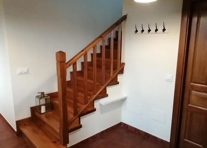 La Casa Roja Asturias Hébergement de vacances Hontoria