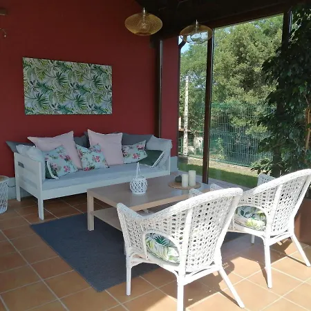La Casa Roja Asturias בית נופש *